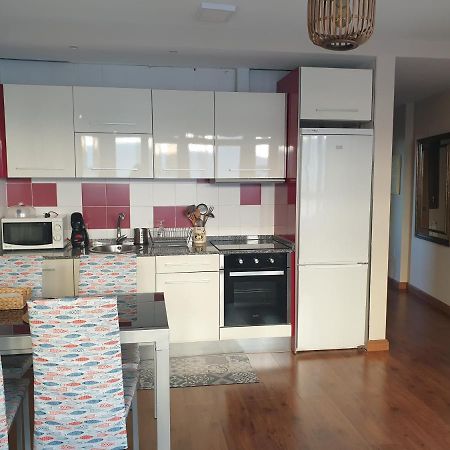 Apartamento Cine Colon 2 Ribadeo Bagian luar foto