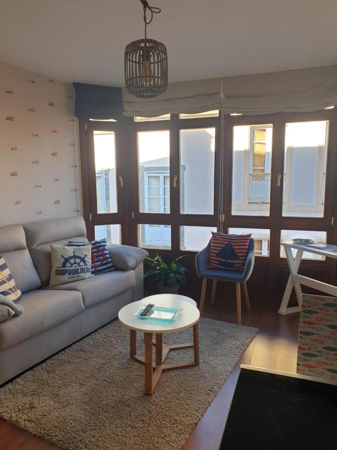 Apartamento Cine Colon 2 Ribadeo Bagian luar foto